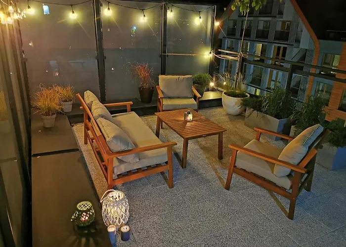 Trident Iii 아파트